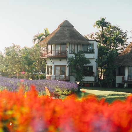 Phusanfah Resort Meteng Kültér fotó