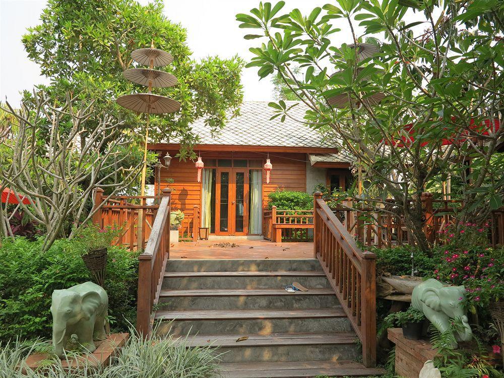 Phusanfah Resort Meteng Kültér fotó