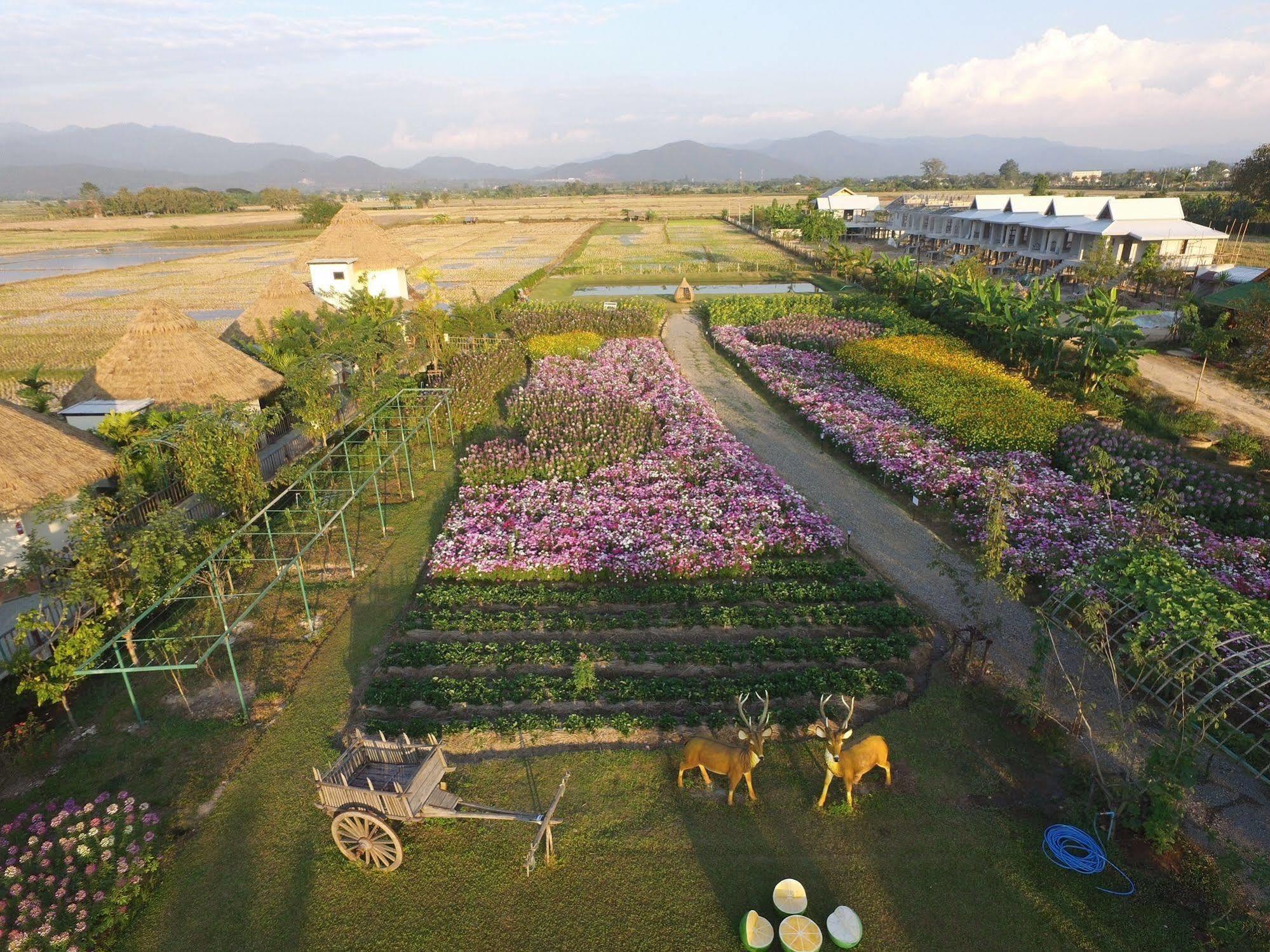 Phusanfah Resort Meteng Kültér fotó